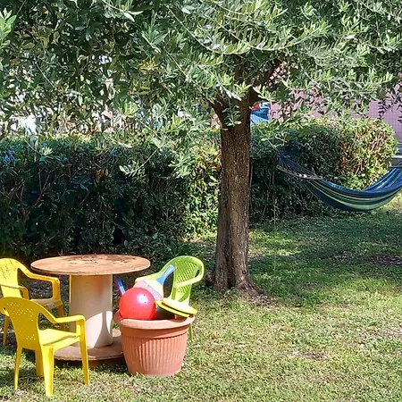 Casa Di Adele Con Giardino Privato A 150 Mt Dal Mare Сенигаллия