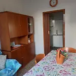 Casa Di Adele Con Giardino Privato A 150 Mt Dal Mare *