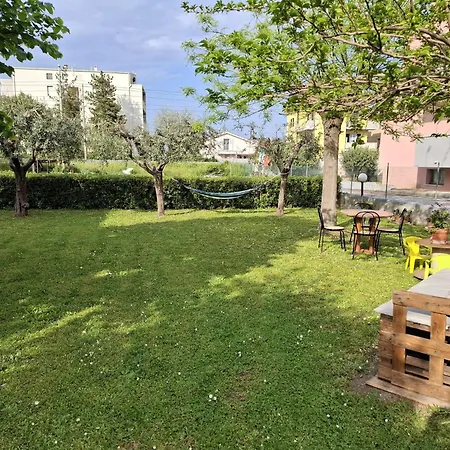Casa Di Adele Con Giardino Privato A 150 Mt Dal Mare Σπίτι διακοπών Σενιγκάλια