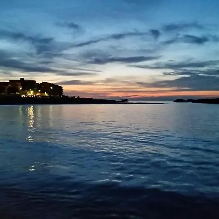 Tatil Evi Casa Di Adele Con Giardino Privato A 150 Mt Dal Mare *