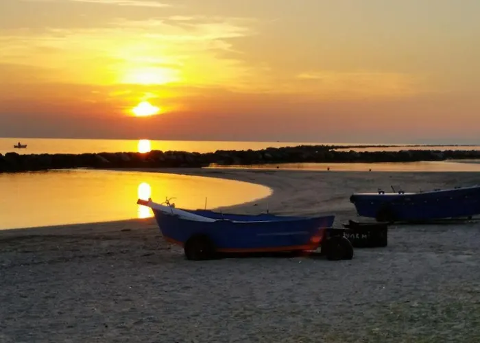Casa Di Adele Con Giardino Privato A 150 Mt Dal Mare Casa vacanze *