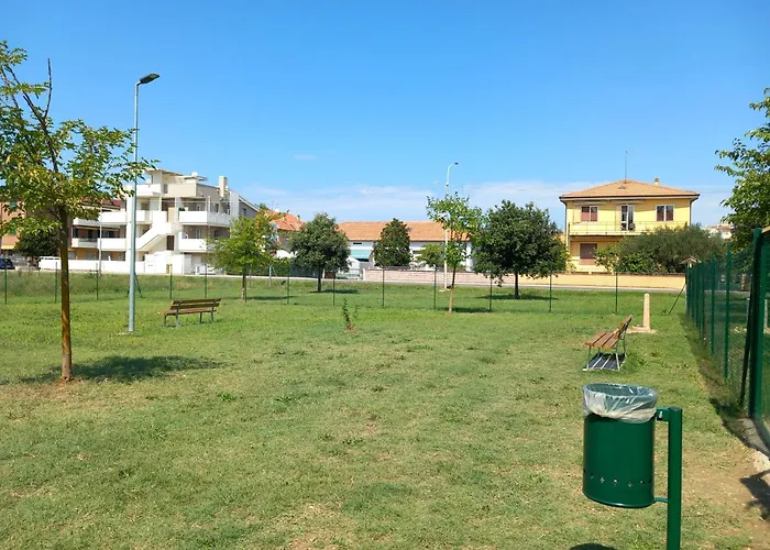Casa Di Adele Con Giardino Privato A 150 Mt Dal Mare